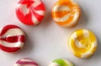 大量涉假阿爾卑斯奶糖被查 多系小作坊生產(chǎn)