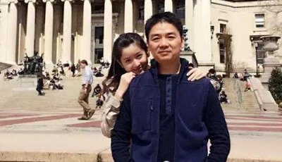 同樣是忘年戀 奶茶夫婦和張藝謀夫婦畫風大不同