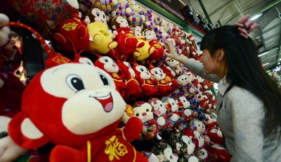 猴年迎來嬰兒潮 進口母嬰產(chǎn)品成暢銷年貨