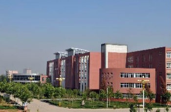 市南區(qū)將建六大學(xué)區(qū) 東三學(xué)區(qū)成市區(qū)首個(gè)學(xué)區(qū)