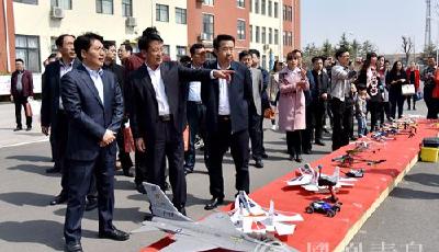 多元办学促进教育发展 市教育现场观摩会在即墨召开