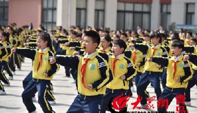 特色多元，提质促优 走近教育现场观摩会