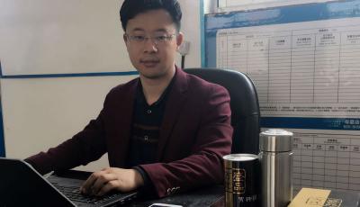 從經(jīng)理到農(nóng)民再到萬盛優(yōu)品的創(chuàng)始人  80后小伙上演現(xiàn)實版職場“變形記”       