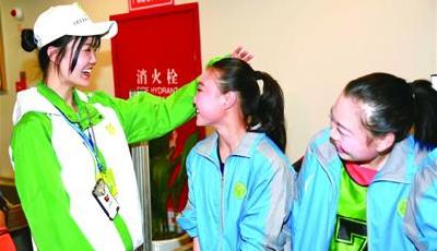 7000师生感受家般温暖 幕后团队收获如潮好评