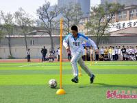 青岛中考体育健康考试：学生的特长展示