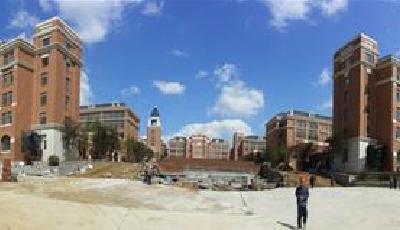 15日前新建高中教学用房全交付