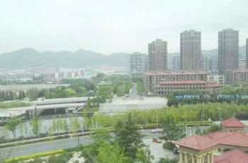 東李樓市熱 配套升級后片區(qū)均價飆至13700元/㎡