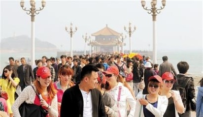 青島旅游旺季提前 經(jīng)濟酒店漲兩成高端游不差錢
