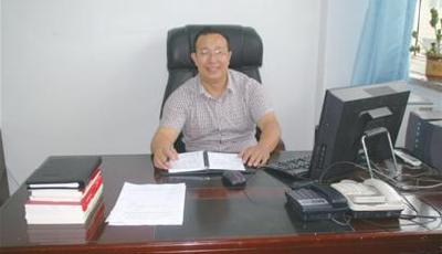 于万成：热爱学生30载 培养机械数控高端人才