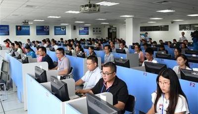 高考阅卷20日前完成