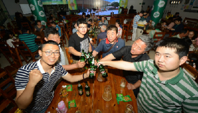 “父親節“青島啤酒經典1903邀島城父子歡聚暢飲