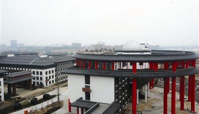 青岛实验高中，领跑新人文教育 