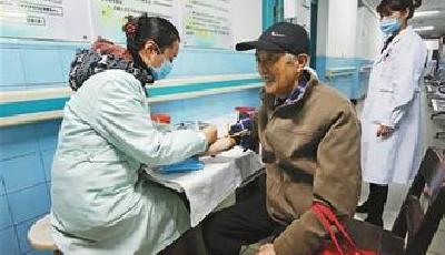 15部委：2020年貧困地區(qū)人人享基本醫(yī)療衛(wèi)生服務(wù)