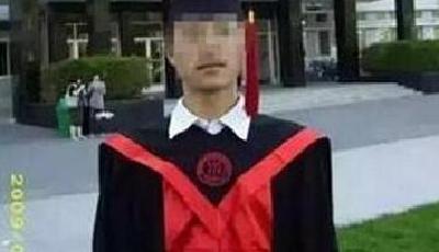 法醫介紹雷洋尸檢過程 解讀嘔吐物為何入呼吸道