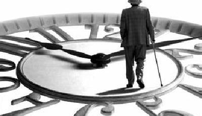 北京明確將落實延遲退休政策 女干部或先施行