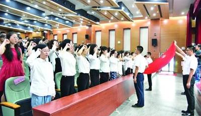 祝老师节日快乐！