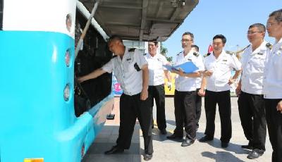 溫馨巴士啟動(dòng)比武大賽 駕駛員爭當(dāng)“明星工匠” 