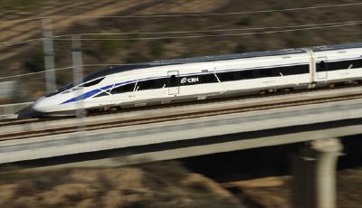 中國標準動車組完成時速420公里交會試驗
