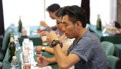 消費者最喜好的青島啤酒品評活動掀好啤酒的“大眾點評”