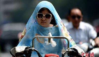 高溫預警持續 全國多地開啟高溫“燒烤”模式 