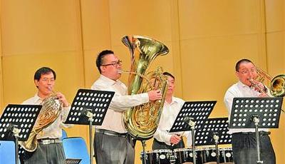岛城奏响“中国音乐小金钟”