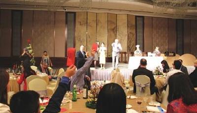 第一国际学校举办慈善晚会