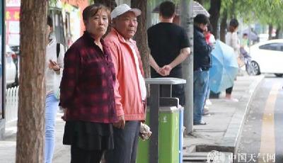 冷空氣南下江南華南有分散性暴雨 中東部高溫終結