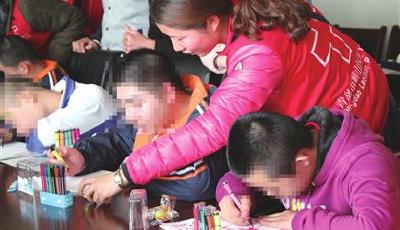 跟着我，左手右手一个慢动作