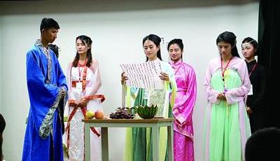 嫦娥为何抱玉兔：国学第一课