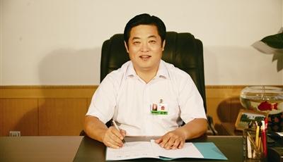 摒弃浮躁 成就精品 