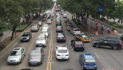 小長假明天見！多地喊“堵” 京城今日晚高峰提前
