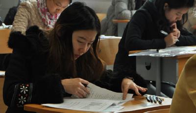 2017年度國家公務員考試15日起報名 招錄2.7萬余人