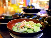 青島頤中皇冠假日酒店推出“羊蝎子火鍋自助餐”