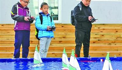 扬帆、控舵 比的不仅是速度