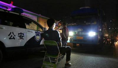 深圳整治亂開遠光燈大招：自己的燈，自己感受下