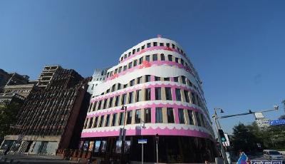 8層“草莓蛋糕樓”現(xiàn)身上海外灘！顏值爆棚！