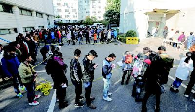 青岛“最牛中学”主体封顶