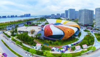 三大引擎產業靈山灣畔起飛 東方影都成為龍頭