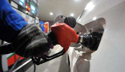 國(guó)內(nèi)油價(jià)今年第八次上調(diào) 私家車加一箱油多花7元