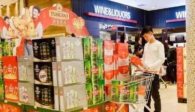 春節年貨市場飄“麥香” 青島啤酒實力領銜年貨市場