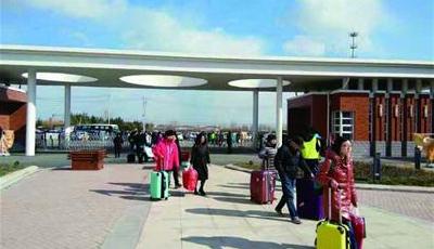 五所新建高中“开怀”迎主人