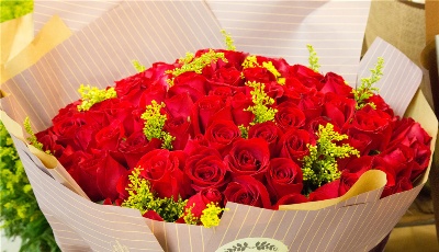 情人節(jié)探訪青島花卉市場(chǎng)：洋玫瑰98元一朵 紅玫瑰脫銷