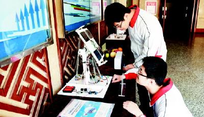 全国理工特色高中齐聚17中是为啥?