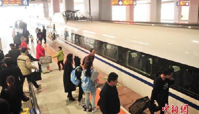 全國鐵路今日迎調圖 去這些地方旅游能坐動車了！