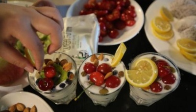 浪漫春日品嘗繽紛果味 素雪酸奶新口味上市