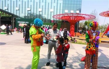 5月青島40個樓盤推新房 銷售壓力下房企花樣促銷