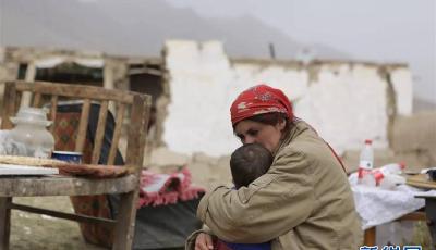 新疆喀什地震1.2萬人受災(zāi) 震中千余土坯房全部倒塌