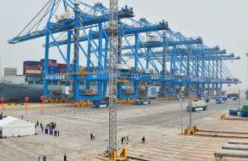 傳統(tǒng)與現(xiàn)代合作演繹青島港航新高度