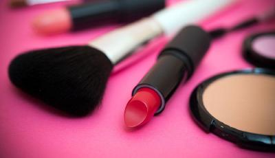 官方：化妝品、醫藥企業等廣告費支出予以稅前扣除