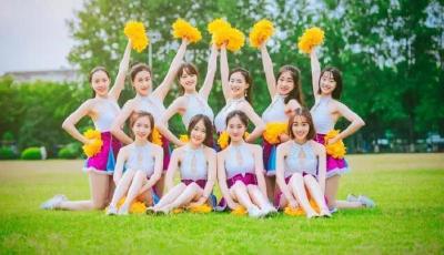 浙大史上顏值最高畢業照走紅 全是美女學霸